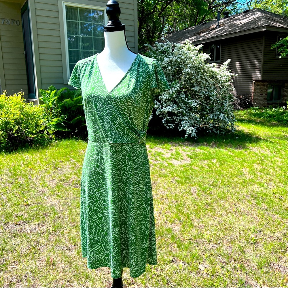 2 for $20 Ann Taylor LOFT faux wrap dress sunny green flutter sleeves size 10